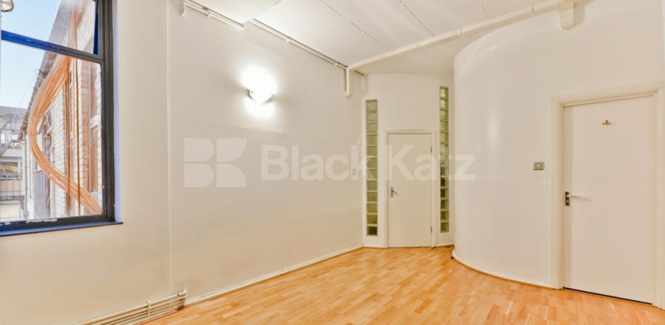 			NEW , 2 Bedroom, 1 bath, 1 reception Flat			 BRITANNIA LOFTS-BANNER STREET, CLERKENWELL-OLD STREET-SHOREDITCH